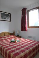 CHAMBRE-BEDROOM