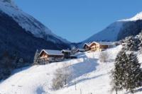 Depuis le bas du village sur hameau " Le Regard"