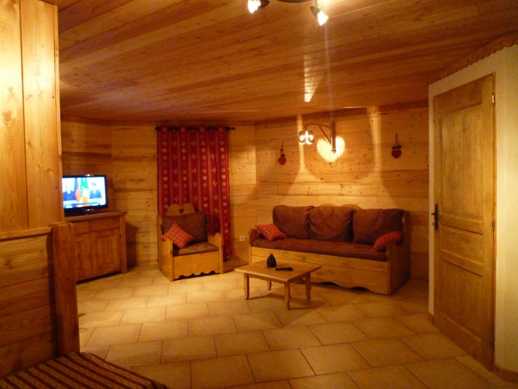 Apartment in Bonneval sur Arc, HauteMaurienne Le Chalet d'Emile